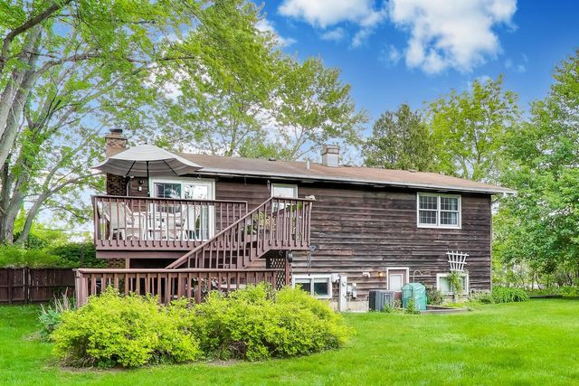 34073 N Fairfield Road, Round Lake, IL 60073