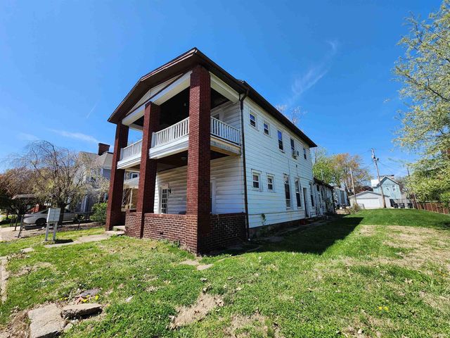 216 Oak Street, Evansville, IN 47713