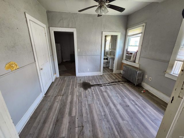 216 Oak Street, Evansville, IN 47713