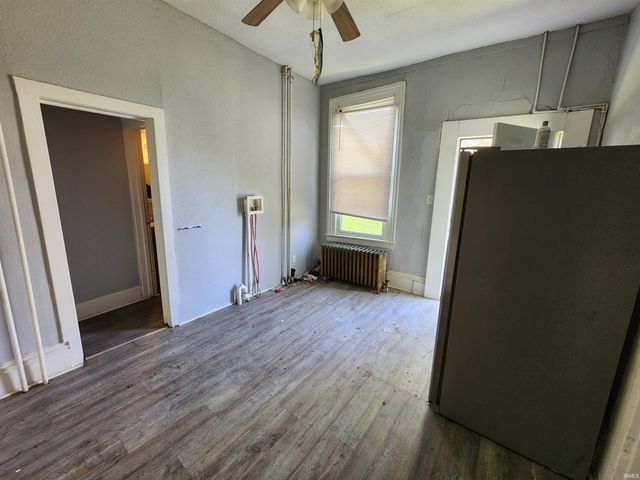 216 Oak Street, Evansville, IN 47713