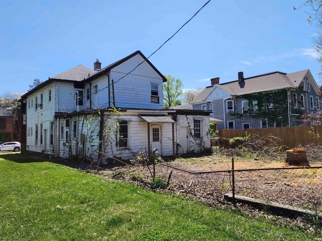 216 Oak Street, Evansville, IN 47713