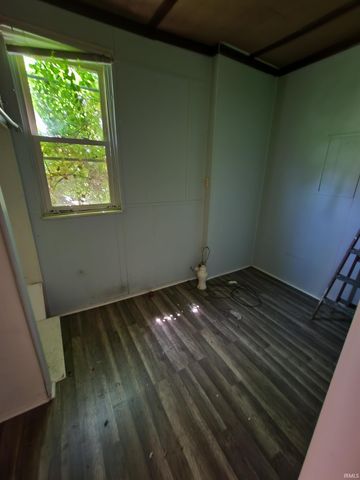 216 Oak Street, Evansville, IN 47713