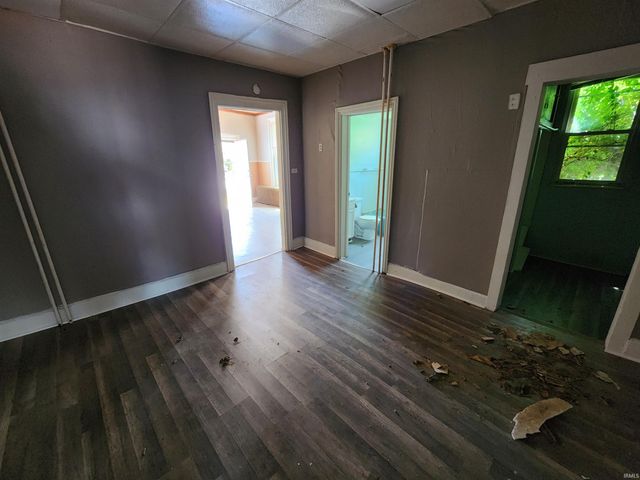 216 Oak Street, Evansville, IN 47713