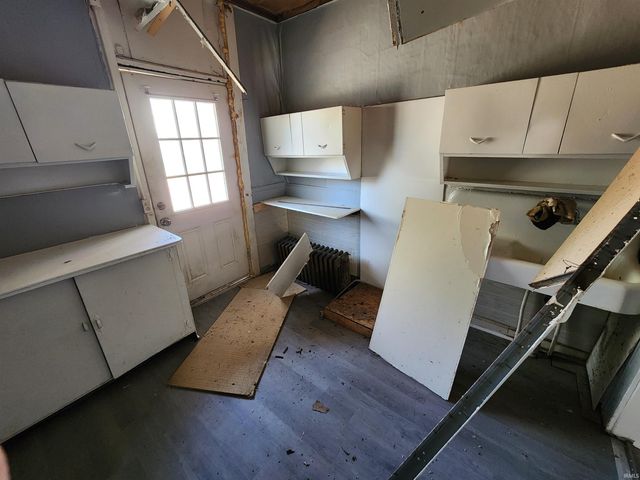 216 Oak Street, Evansville, IN 47713