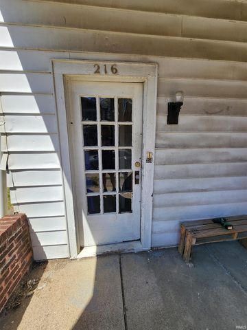 216 Oak Street, Evansville, IN 47713