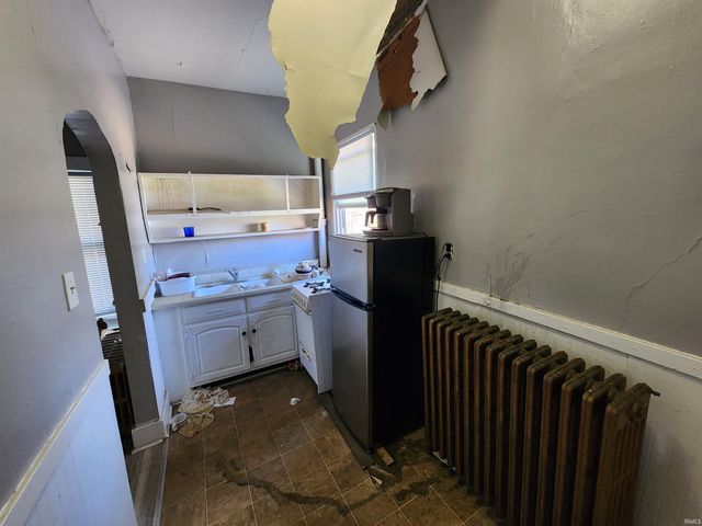 216 Oak Street, Evansville, IN 47713