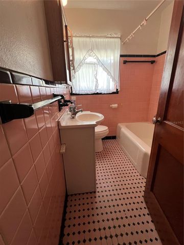 1901 53RD STREET S, Gulfport, FL 33707