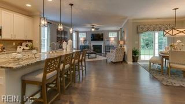 162 Long Cove DR, Suffolk, VA 23435