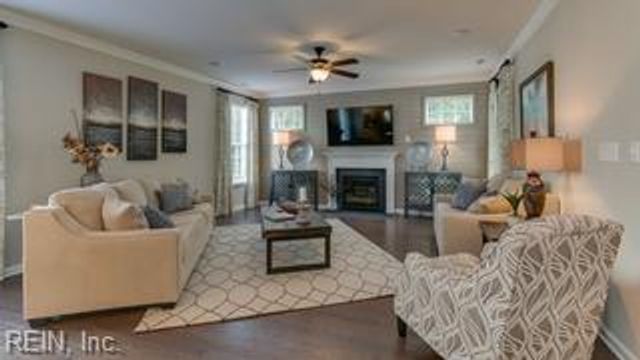 162 Long Cove DR, Suffolk, VA 23435