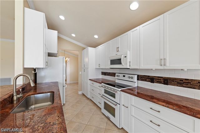 11038 Iron Horse WAY, Fort Myers, FL 33913