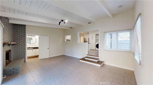 907 Huntington Street, Huntington Beach, CA 92648