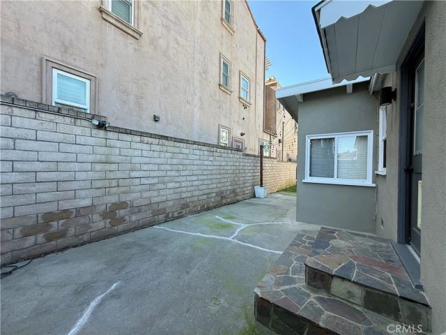 907 Huntington Street, Huntington Beach, CA 92648