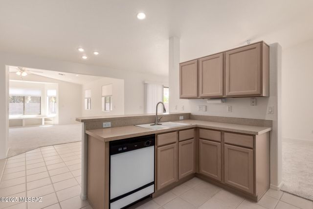 10158 E Watson Drive, Tucson, AZ 85730