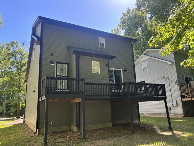 2141 Wooddale Ln, Nashville, TN 37214