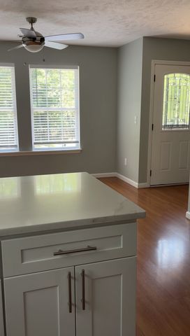 2141 Wooddale Ln, Nashville, TN 37214