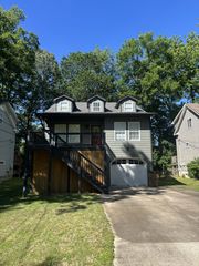 2141 Wooddale Ln, Nashville, TN 37214