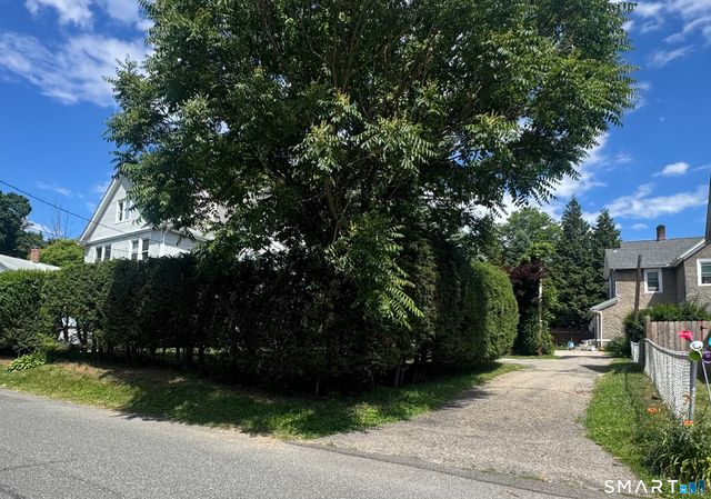 104 Prospect Street, Ansonia, CT 06401