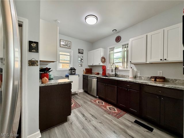 1605 24th Street, Parkersburg, WV 26101