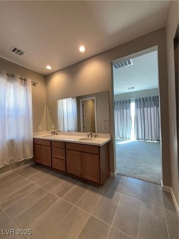 11831 Giroma Avenue, Las Vegas, NV 89138