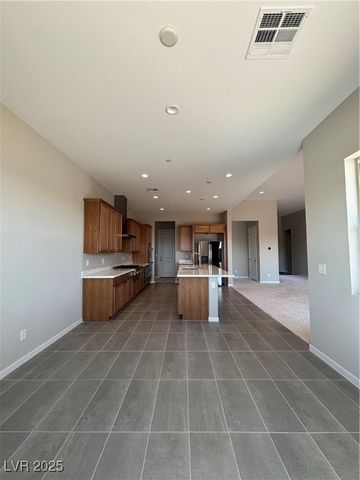 11831 Giroma Avenue, Las Vegas, NV 89138