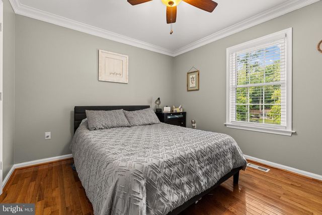 33 WILLIAM AND MARY LN, Stafford, VA 22554