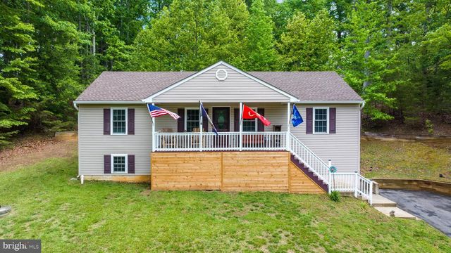 33 WILLIAM AND MARY LN, Stafford, VA 22554