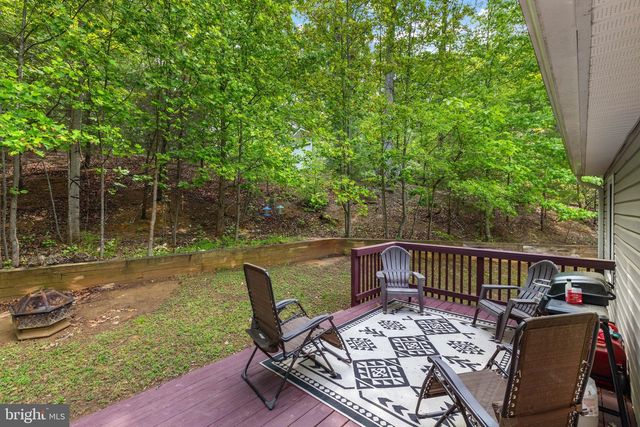 33 WILLIAM AND MARY LN, Stafford, VA 22554
