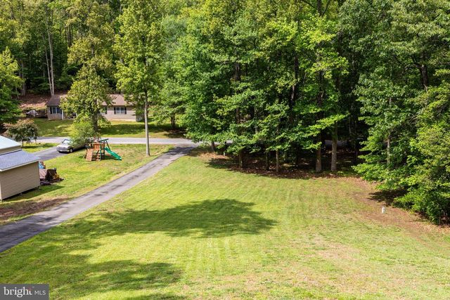 33 WILLIAM AND MARY LN, Stafford, VA 22554