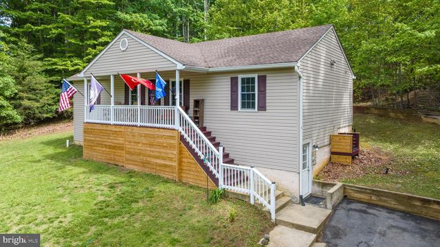 33 WILLIAM AND MARY LN, Stafford, VA 22554
