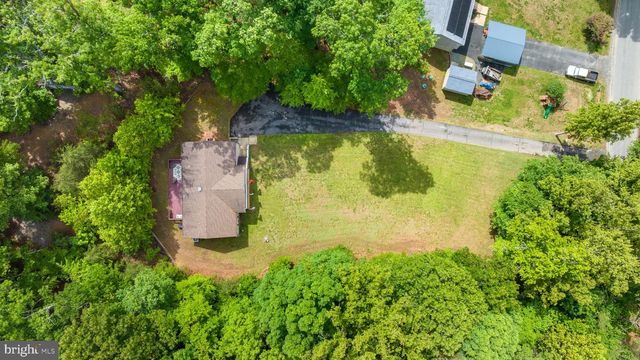 33 WILLIAM AND MARY LN, Stafford, VA 22554