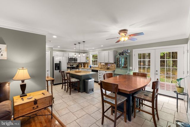 33 WILLIAM AND MARY LN, Stafford, VA 22554