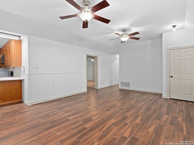 601 Wildflower Drive, Lytle, TX 78052
