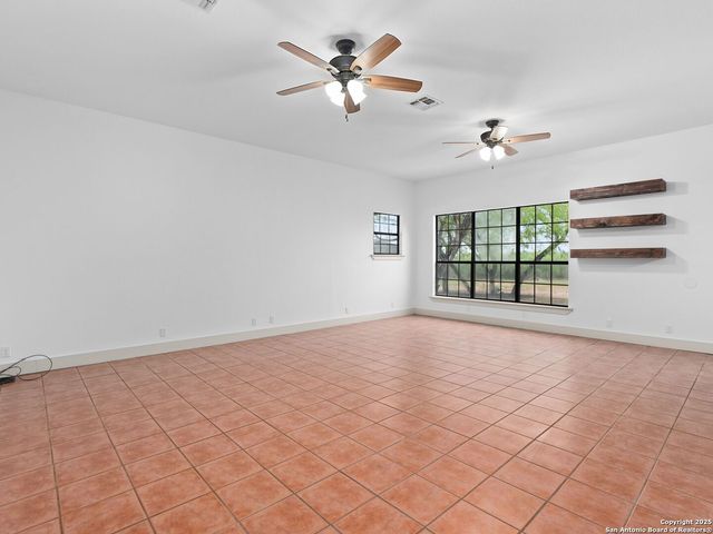 601 Wildflower Drive, Lytle, TX 78052