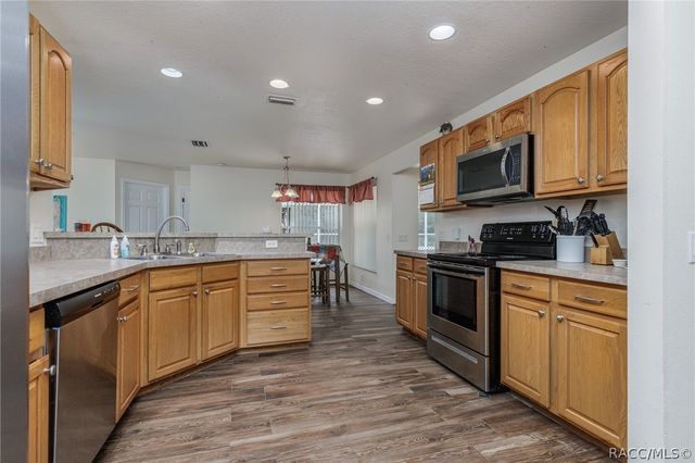 12684 W Crystalview Lane, Crystal River, FL 34428