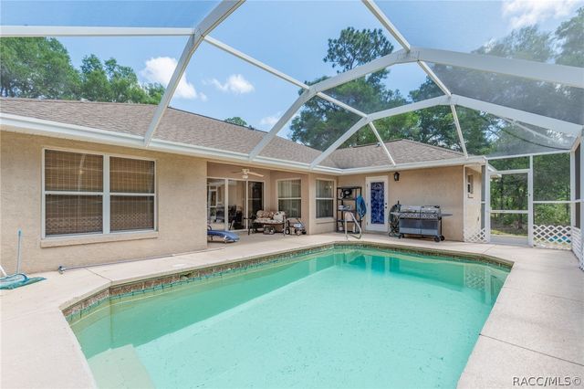12684 W Crystalview Lane, Crystal River, FL 34428