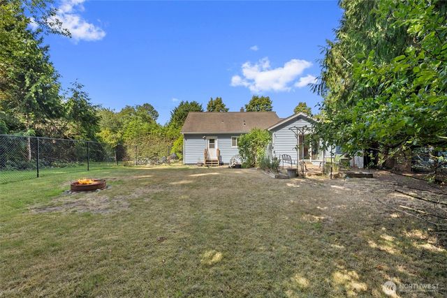 2001 30th Street, Bellingham, WA 98225