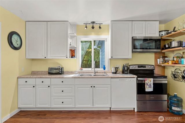 2001 30th Street, Bellingham, WA 98225