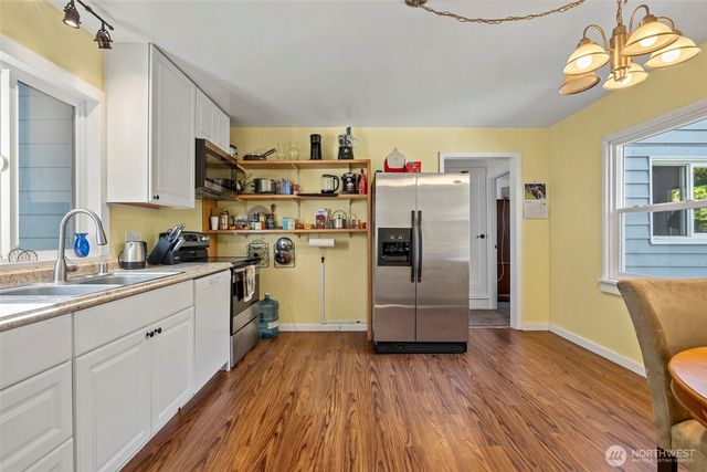 2001 30th Street, Bellingham, WA 98225