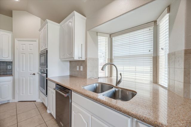 2600 Stable Door Lane, Fort Worth, TX 76244