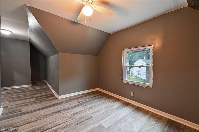 49 Penfield Avenue, Akron, OH 44310