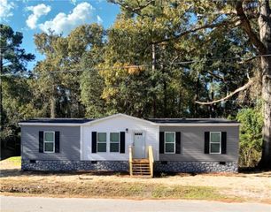 260 W 1st Street, Midway, GA 31320