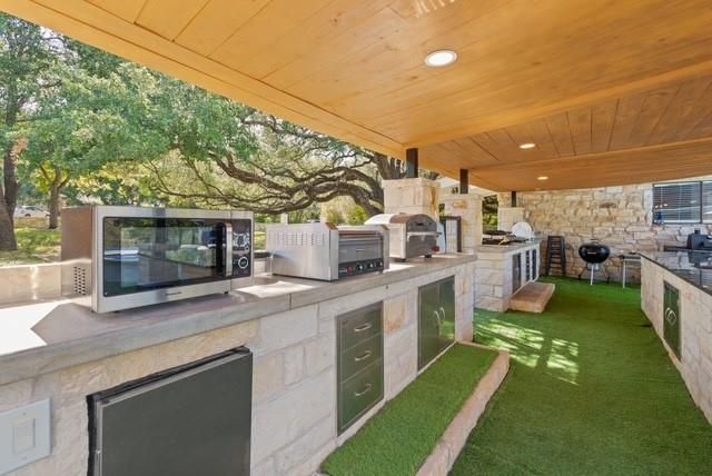 13204 Onion Creek DR, Manchaca, TX 78652