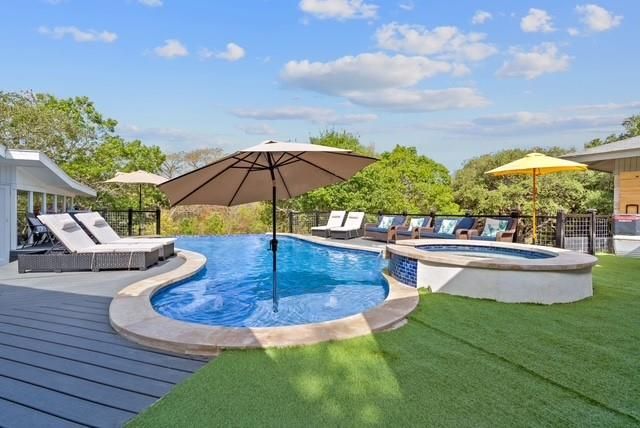 13204 Onion Creek DR, Manchaca, TX 78652