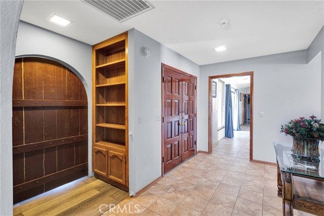 19678 Red Feather Road, Apple Valley, CA 92307