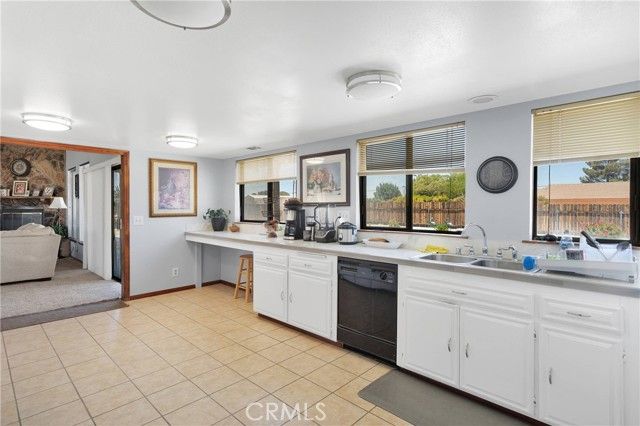 19678 Red Feather Road, Apple Valley, CA 92307