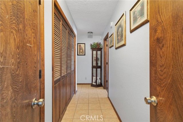 19678 Red Feather Road, Apple Valley, CA 92307