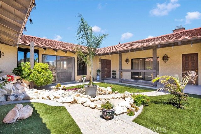 19678 Red Feather Road, Apple Valley, CA 92307