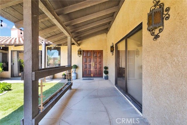 19678 Red Feather Road, Apple Valley, CA 92307