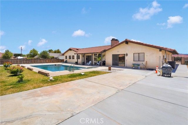 19678 Red Feather Road, Apple Valley, CA 92307