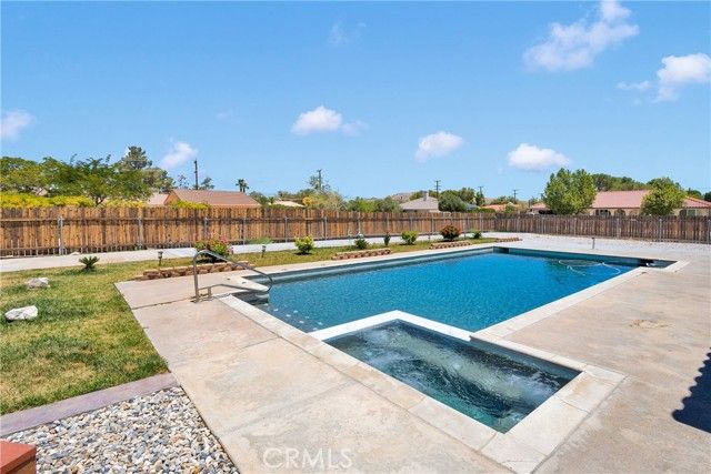 19678 Red Feather Road, Apple Valley, CA 92307